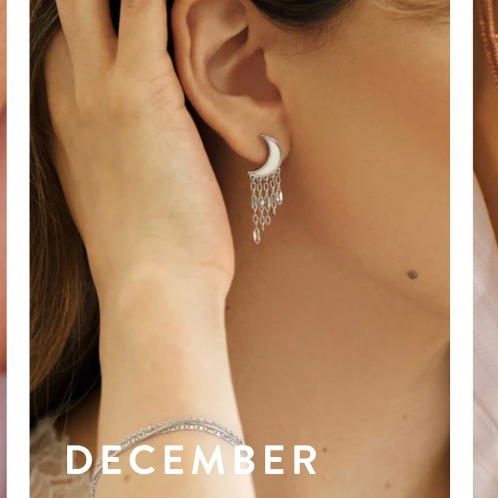 Pura Vida December Jewelry Club set
